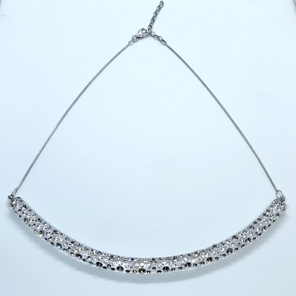 Acrylic Choker Necklace Embellished With Genuine “Crystal Stone Elements” New! - Picture 4 of 9